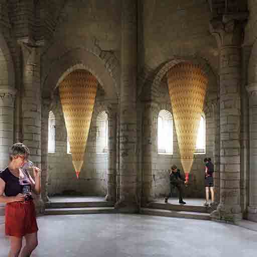 installation artistique abbaye de fontevraud