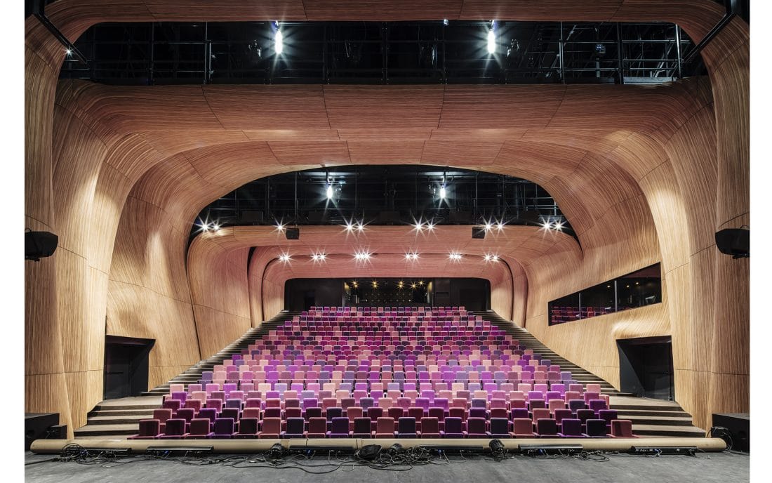 auditorium en rotin