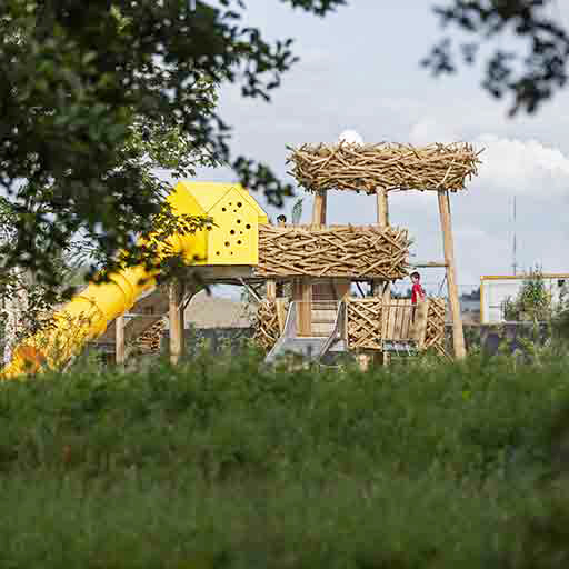 Aire de jeux Plage de Baud Rennes Nids d'oiseaux Métalobil